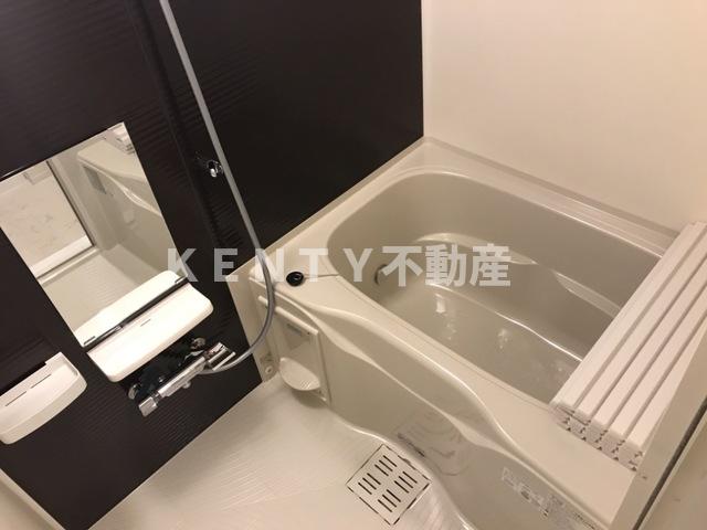 バス・シャワールーム　お風呂で日々の疲れを落としましょう
