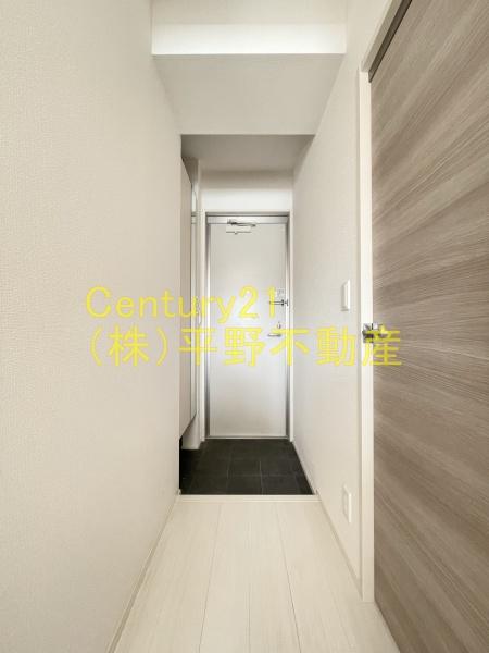 玄関　別部屋（206号）の写真です