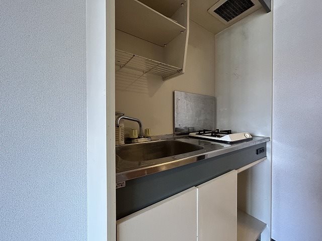 キッチン　同タイプ別室参考写真