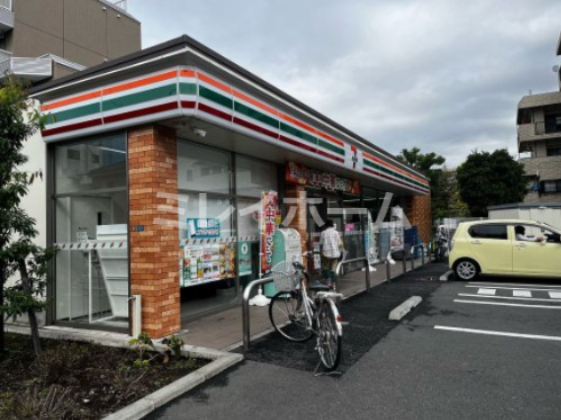 コンビニ　セブンイレブン　大田区南六郷２丁目店（コンビニ）まで208m
