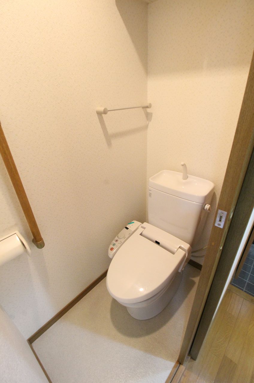 トイレ　別の部屋の写真です
