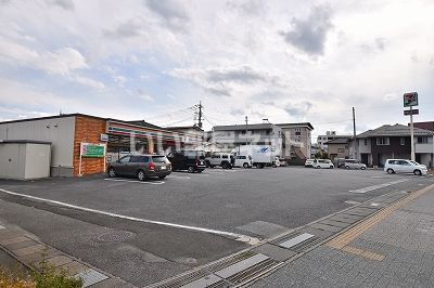 コンビニ　セブンイレブン 甲府貢川アルプス通り店（コンビニ）まで698m