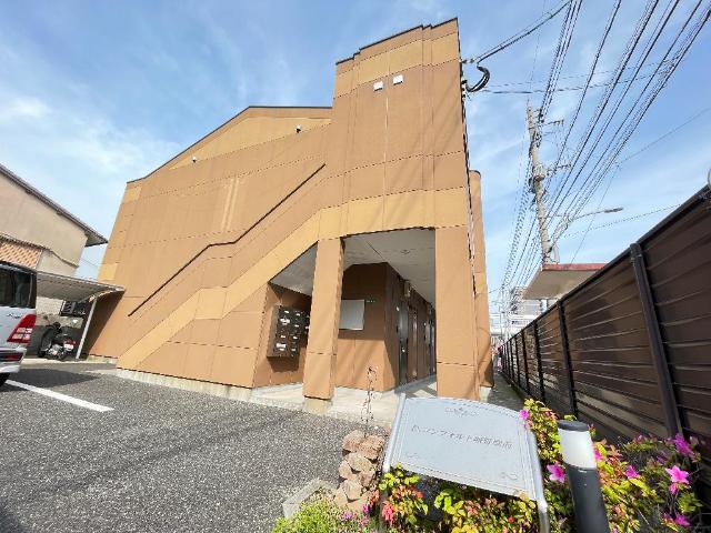 建物外観　外観写真（昼）