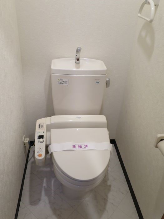 トイレ　別部屋参考