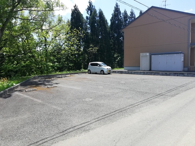 駐車場　駐車場