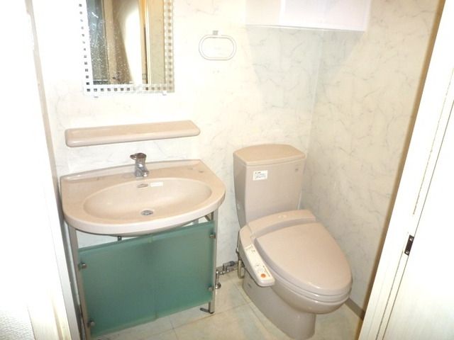 洗面設備　弊社は都内全域の物件をご紹介可能です！
