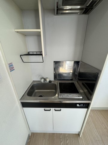 キッチン　別タイプ部屋　参考写真です