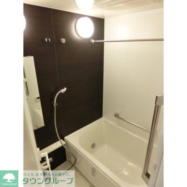 バス・シャワールーム　※写真は同タイプ住戸です。