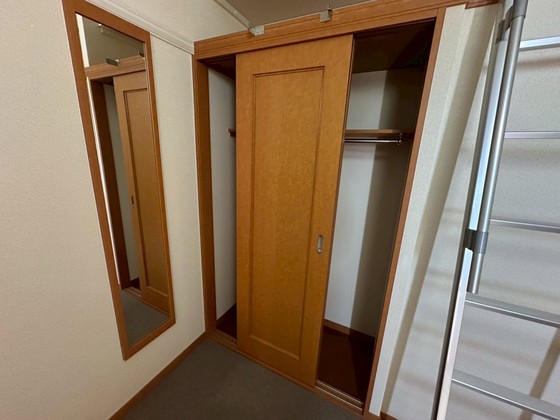 収納　※別部屋の写真です