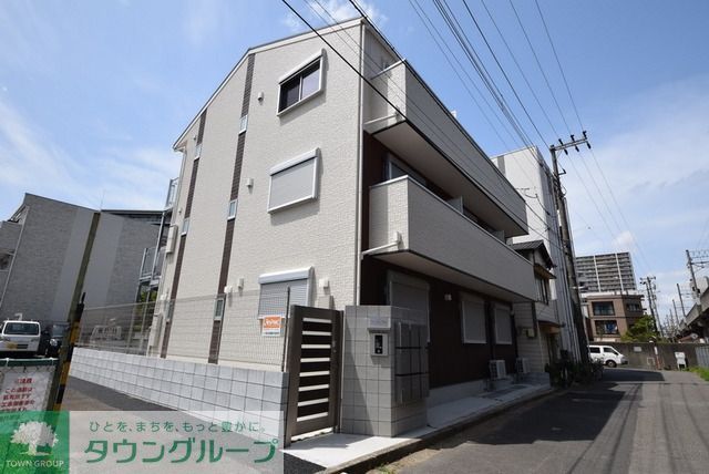 建物外観　現地待ち合わせ歓迎♪お問合せはタウンハウジングまで！