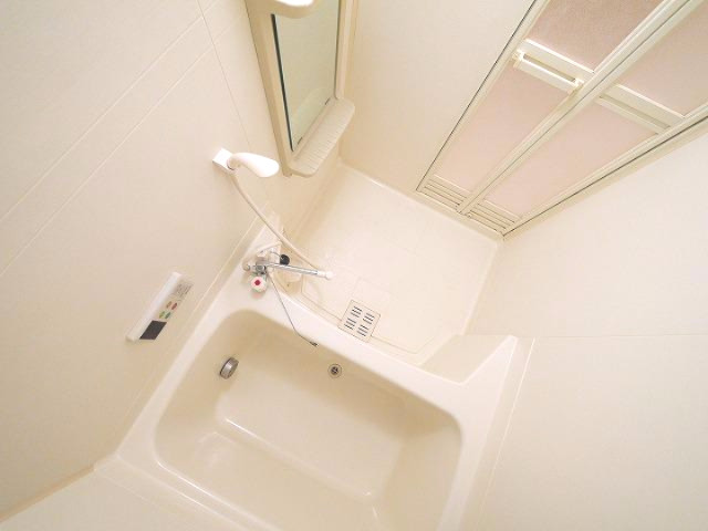 バス・シャワールーム　お風呂で日々の疲れを落としましょう