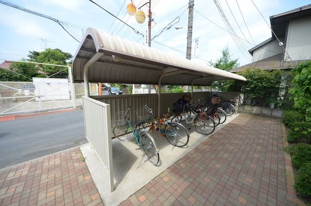 その他共有部分　★屋根付き駐輪場★