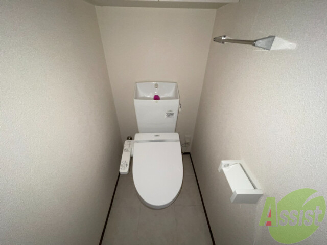 トイレ　トイレはシンプルかつオーソドックスで使いやすいです。