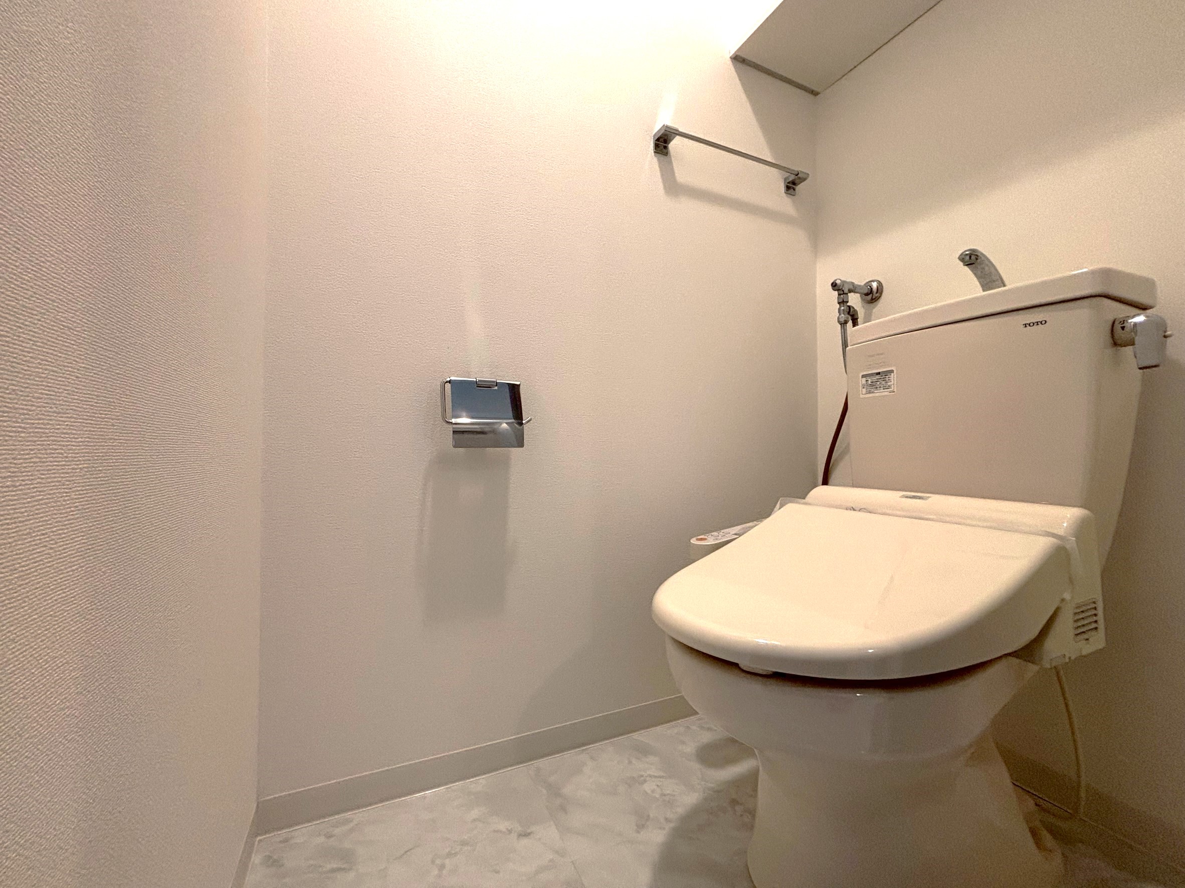 トイレ　ウォシュレット付きトイレです☆