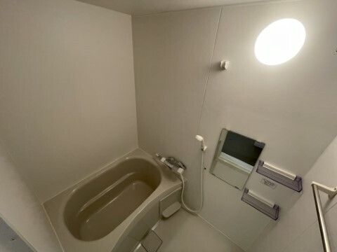 バス・シャワールーム　日々の暮らしに欠かせないお風呂です(参考写真です)