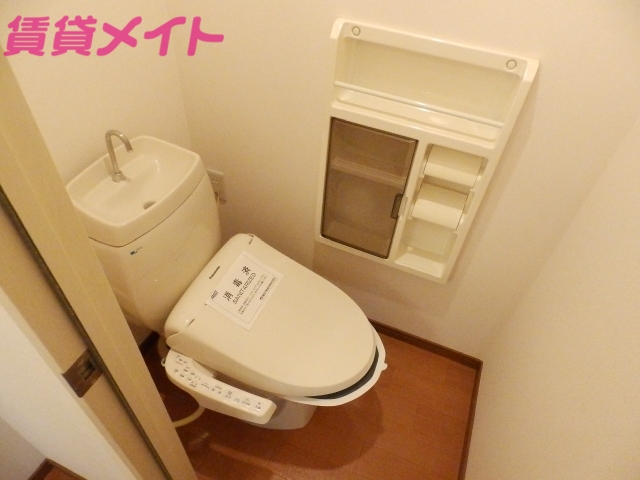 トイレ　トイレ
