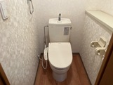 トイレ　落ち着いたトイレです