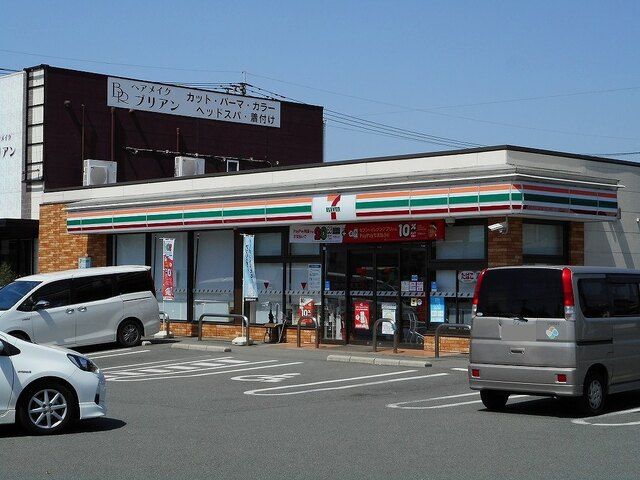 コンビニ　セブンイレブン桜木３丁目店（コンビニ）まで1200m
