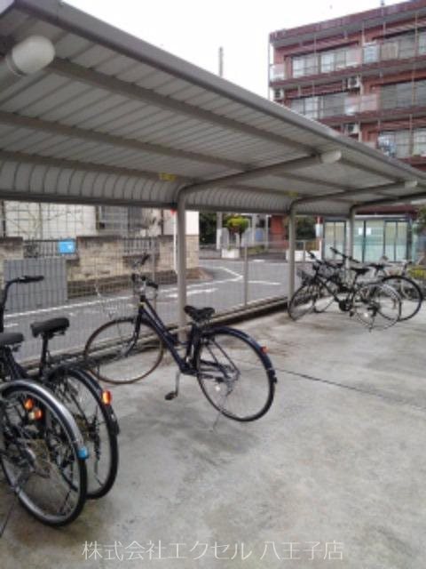 その他共有部分　屋根付き駐輪スペース