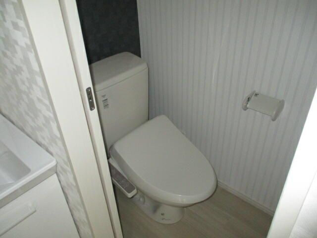 トイレ　清潔感のあるトイレです