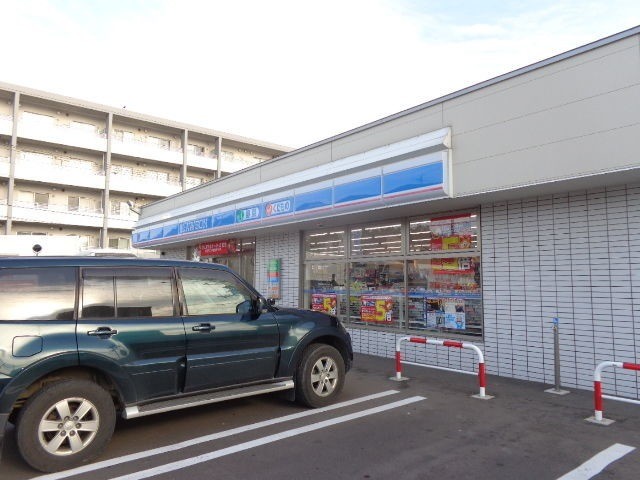 コンビニ　ローソン函館東川町店（コンビニ）まで316m