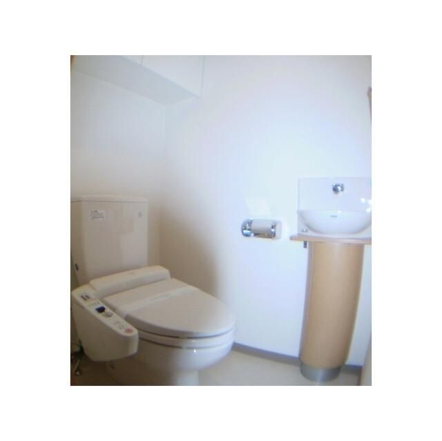 トイレ　コンパクトで使いやすいトイレです