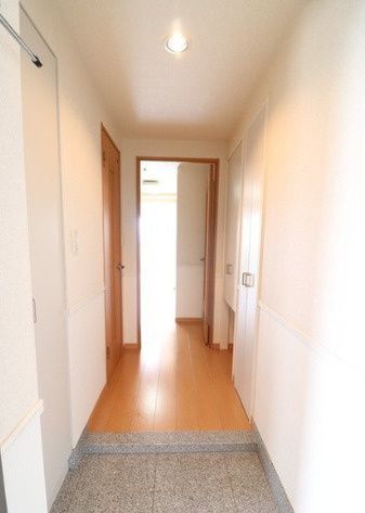 玄関　別タイプ部屋　参考写真です