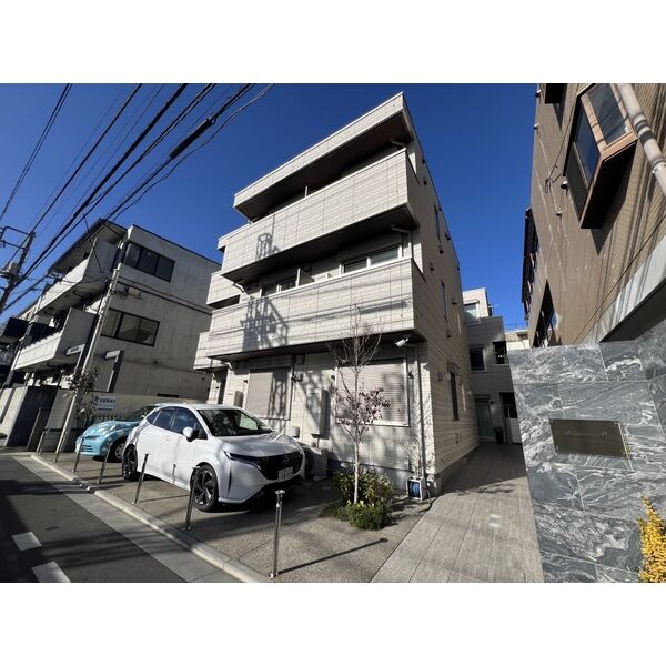 建物外観　お電話でお問い合わせを頂くとスムーズです♪