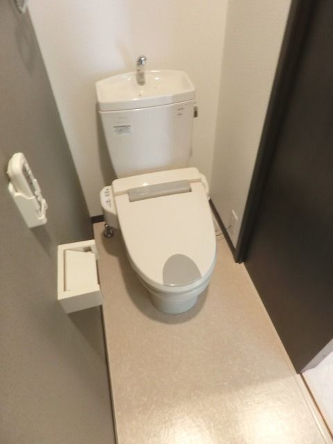 トイレ　洗浄機能付きのトイレです