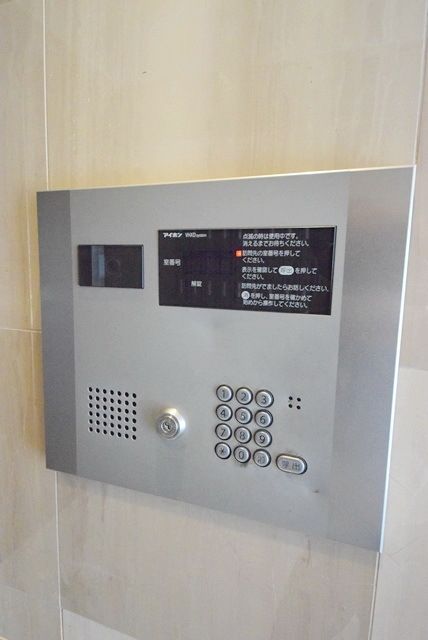 セキュリティ　★★オートロック完備★★