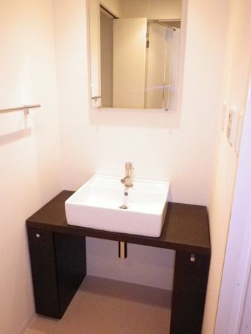 洗面設備　※同物件他部屋参考写真