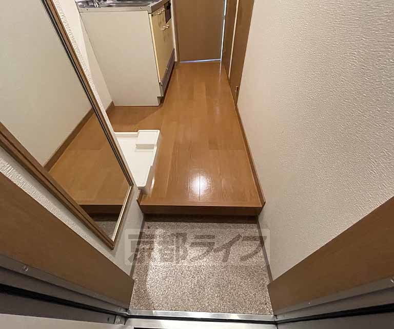 玄関　大きな段差がありません