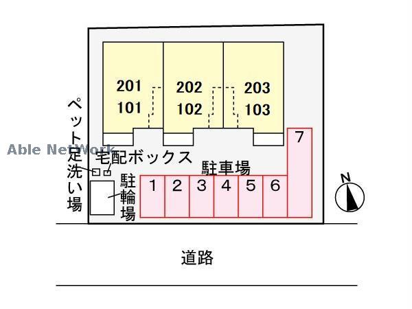 駐車場　駐車場
