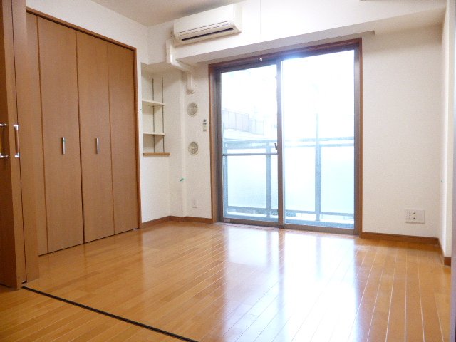 居室・リビング　居室