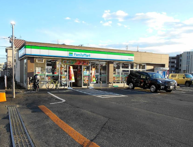 コンビニ　ファミリーマート 鎌田水神橋店（コンビニ）まで1243m