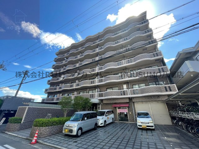 建物外観　落ち着いた雰囲気の外観です