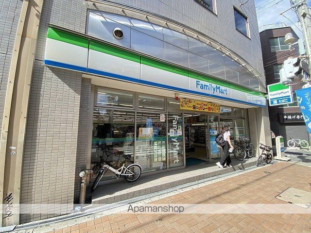 コンビニ　ファミリーマート島之内中央店（コンビニ）まで678m