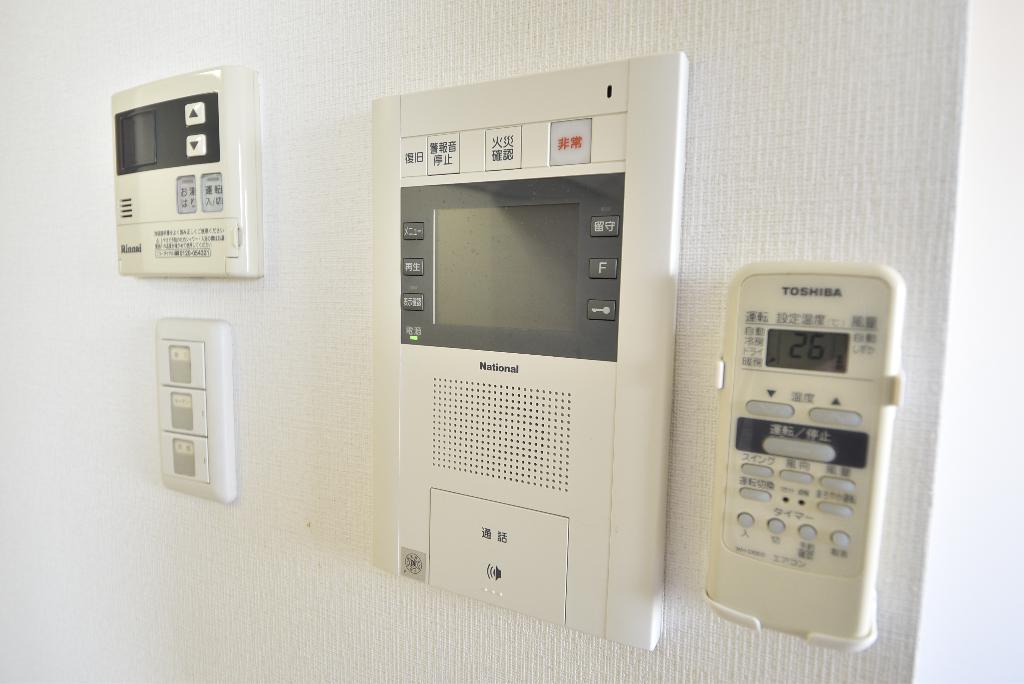 セキュリティ　カメラ付インターホン