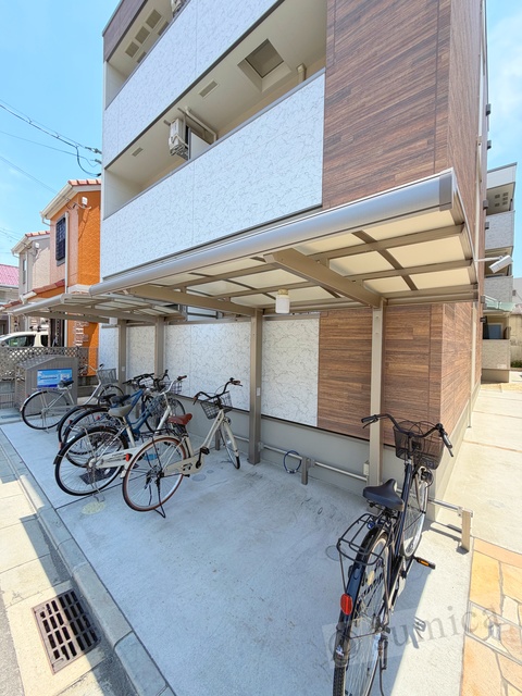 その他共有部分　屋根付き駐輪場が嬉しいです♪♪