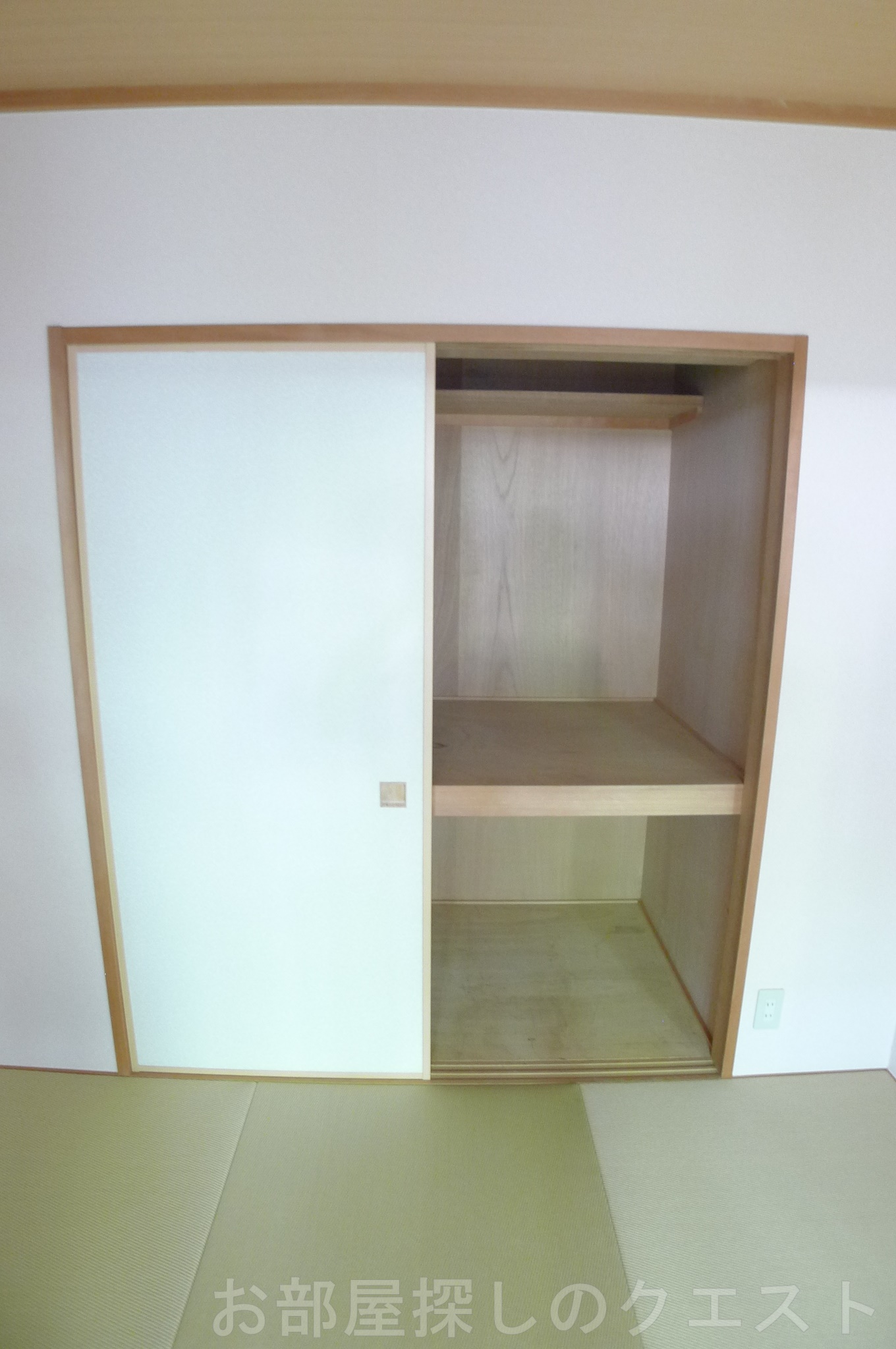 収納　（写真は同タイプ反転）
