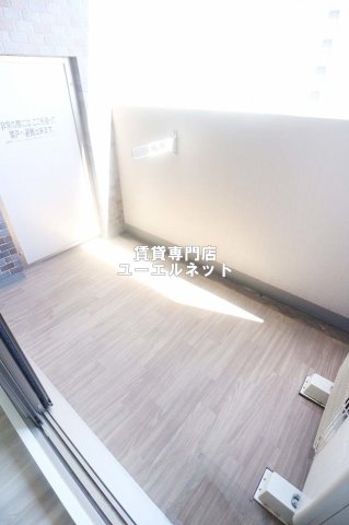 バルコニー　バルコニー付きで採光＆風通し良好！