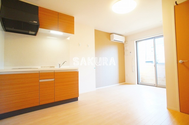 居室・リビング　開放感のあるゆったりとしたお部屋です♪