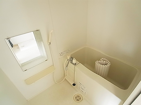 バス・シャワールーム　別部屋参考写真です