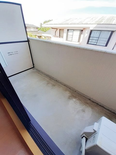 バルコニー　風通しの良いバルコニーです。