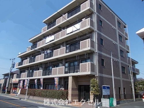 建物外観　2年後の更新料無料です。