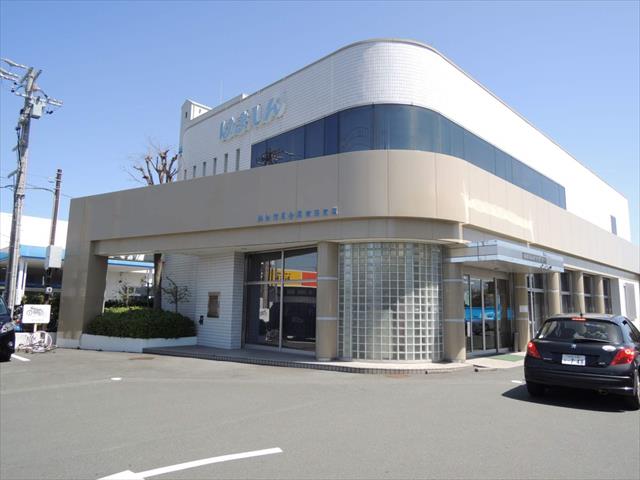 コンビニ　ファミリーマート（コンビニ）まで912m