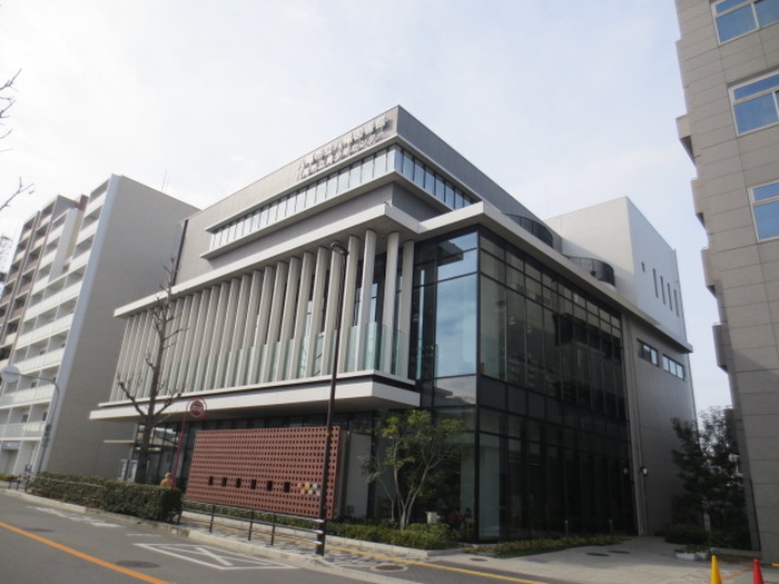 役所　八尾市立図書館（役所）まで165m