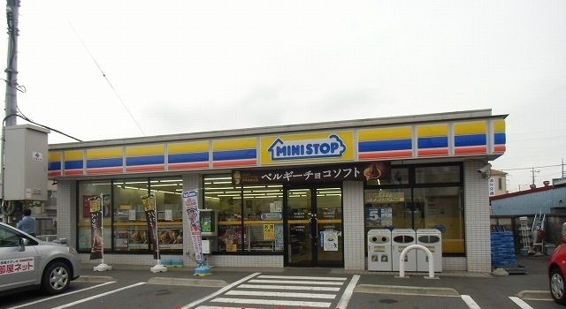 コンビニ　ミニストップ（コンビニ）まで1000m