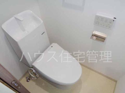 トイレ　シャワー付トイレ