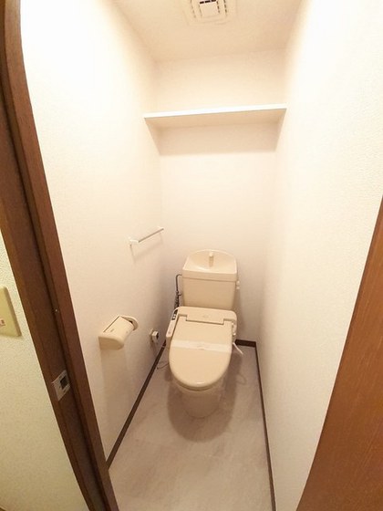 トイレ　※別部屋の写真です